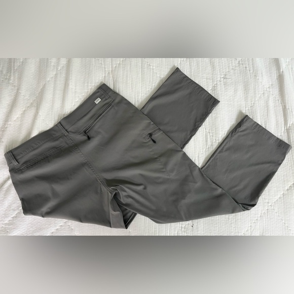 EUC 🔥 Orvis Men’s 38x30 Gray Performance Tech Pants Stretch Water Repellent - Picture 4 of 13